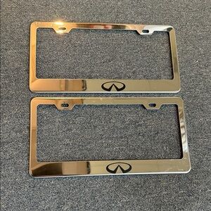 INFINITI Chrome Silver Metal License Plate Frame Set